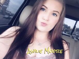 Ashlie_Moore