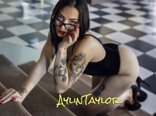 AylinTaylor