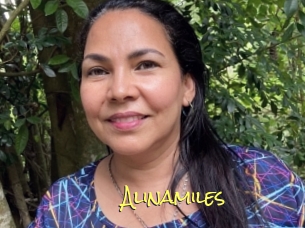 alinamiles Elles Mouillent