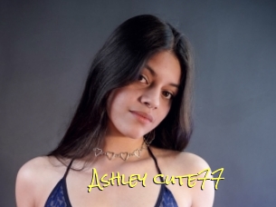 ashley_cute77 Elles Mouillent