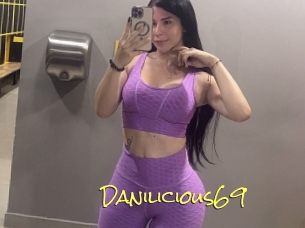 danilicious69 Elles Mouillent