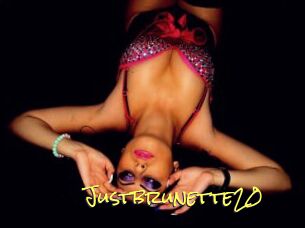Justbrunette20