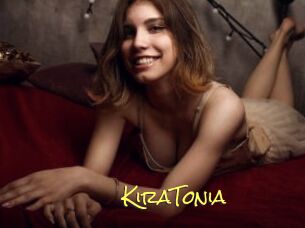 KiraTonia