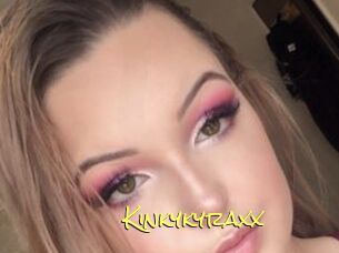 Kinkykyraxx