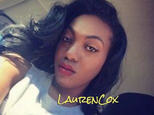 Lauren_Cox