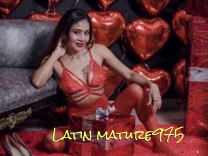 latin_mature975 Elles Mouillent