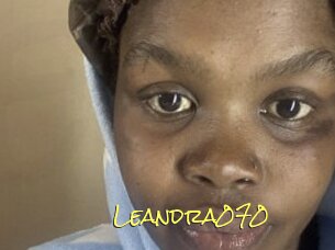 Leandra070