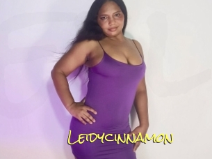leidycinnamon Elles Mouillent