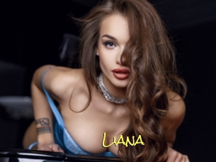 liana Elles Mouillent
