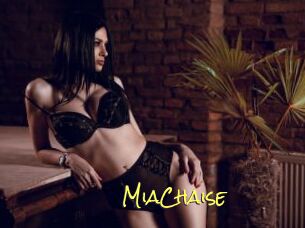 MiaChaise