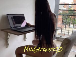 MiaGarner20