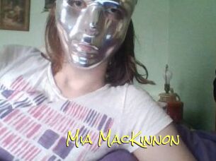 Mia_MacKinnon
