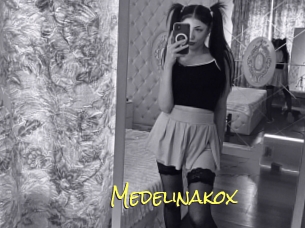 medelinakox Elles Mouillent