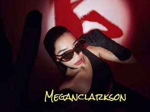 meganclarkson Elles Mouillent