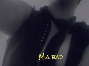 Mia_bad