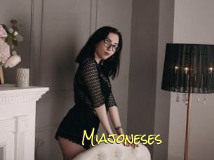 Miajoneses