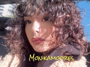 Monikamoores