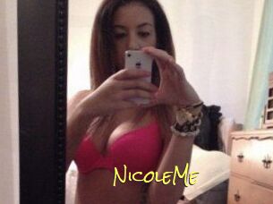 NicoleMe