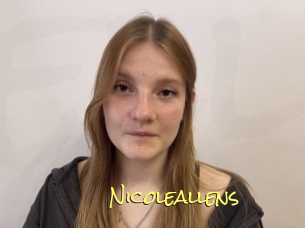 nicoleallens Elles Mouillent
