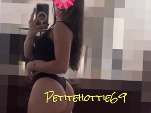 Petitehottie69