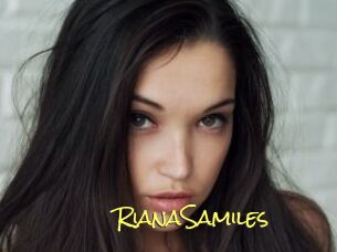 RianaSamiles