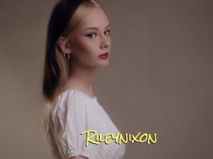 rileynixon Elles Mouillent