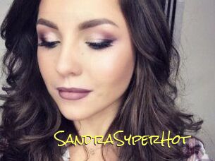 SandraSyperHot