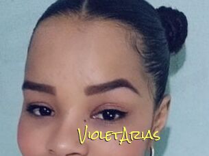 Violet_Arias